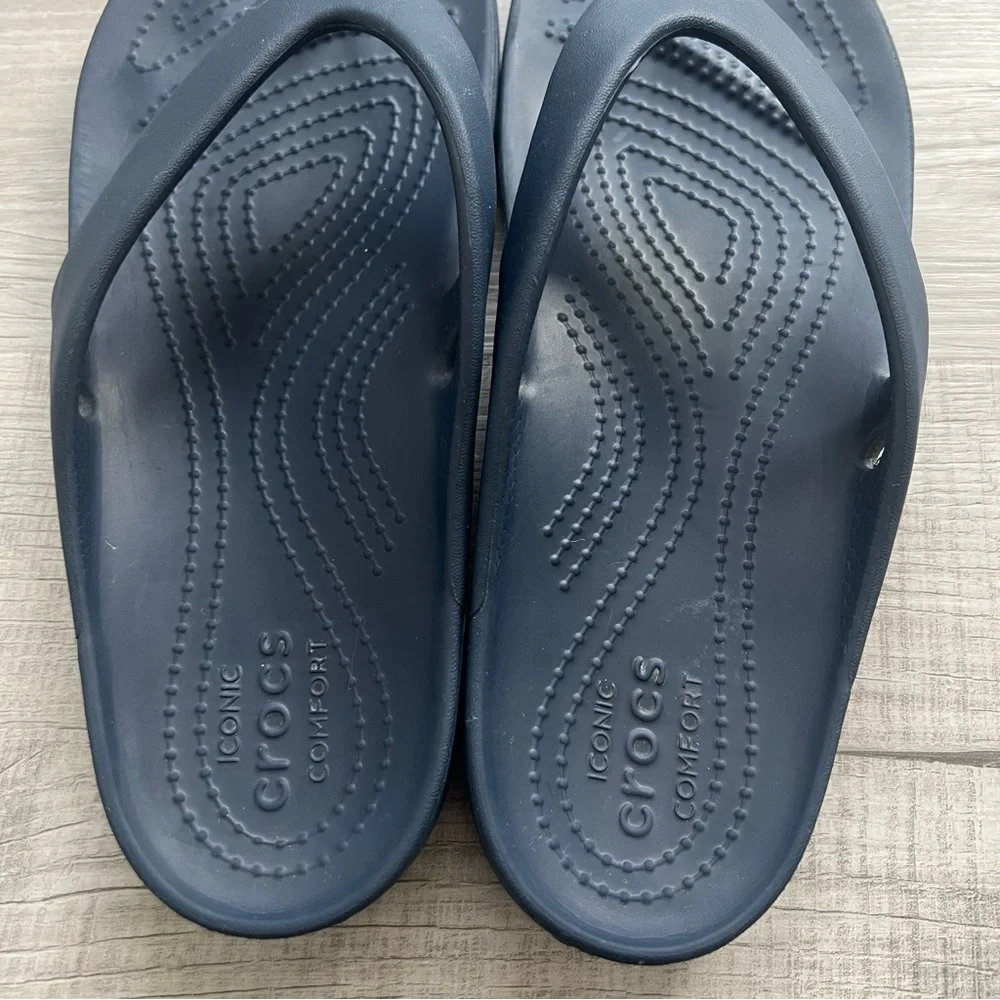 Crocs Women's Kadee II Flip Flop Sandals Navy Blue Pool Shoes Summer Sandals - Picture 4 of 12